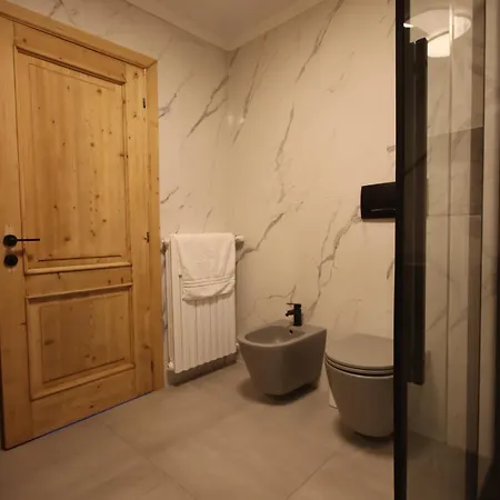Penthouse With View 2 Bedrooms Free Parking